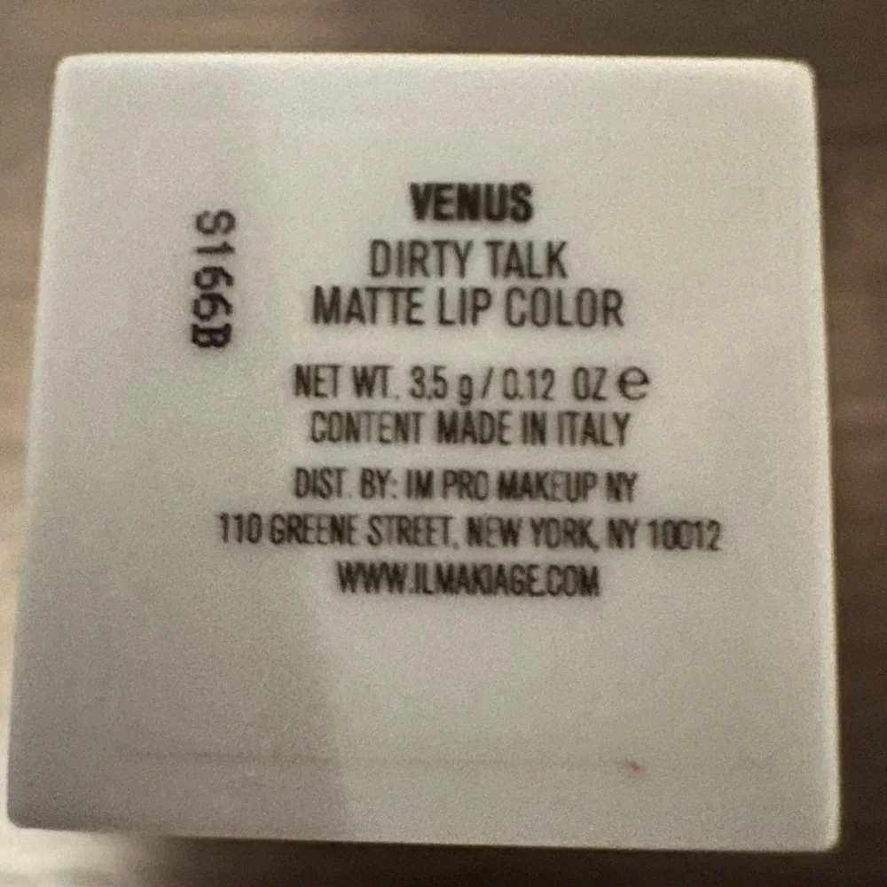 IL MAKIAGE x Carli Bybel Dirty Talk Matte Lip Color Venus Red Lipstick NIB